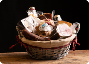 Paniers, corbeilles, caissettes garnies